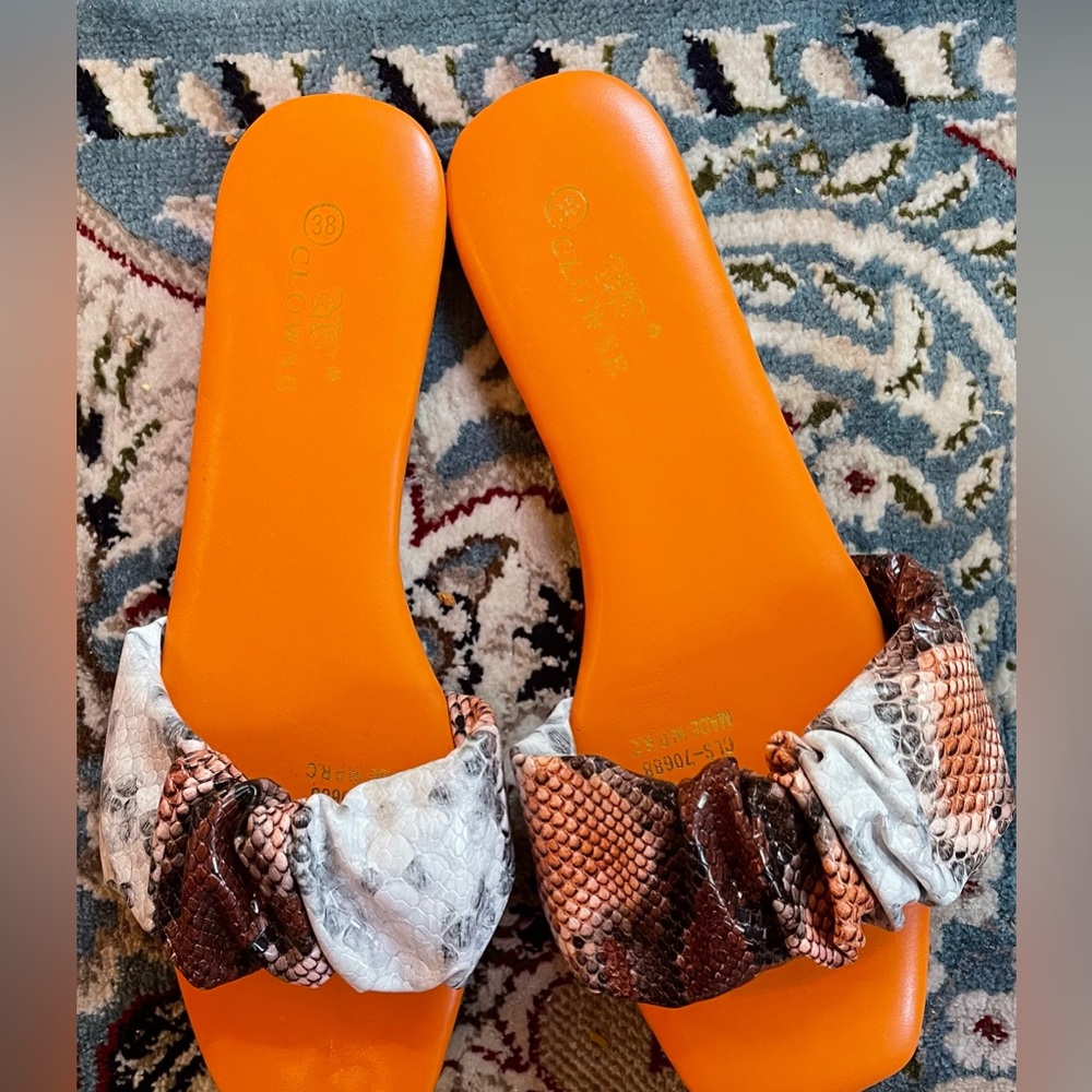 Summer shoes